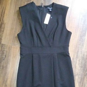 Banana Republic Black Sleeveless pleated~Size 6